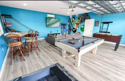 Special Heated Pool • GameRoom Beach Movie Theatre