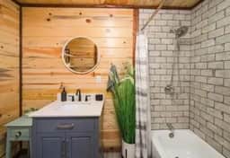 Prism Pines | Private Lake, Pool & Outdoor Kitchen